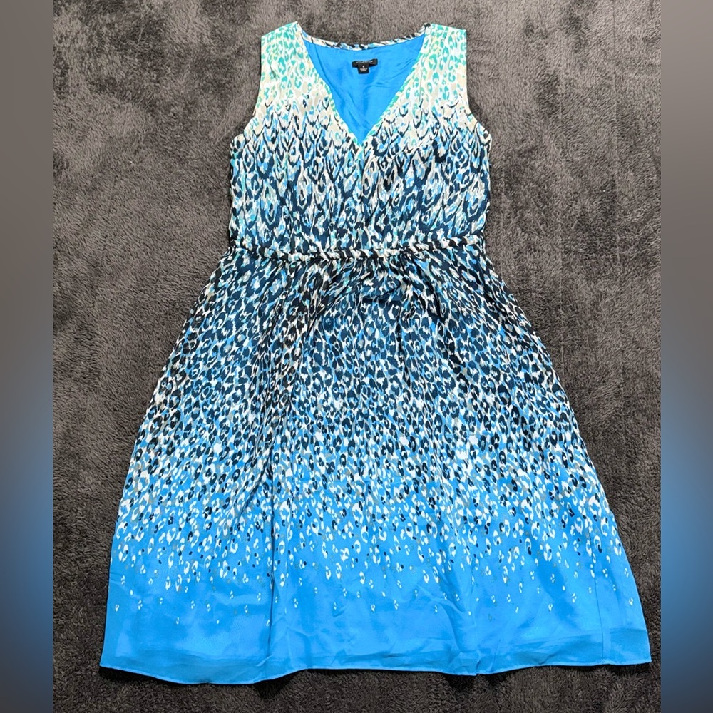 Ann Taylor Sleeveless V-Neck Dress Size 4